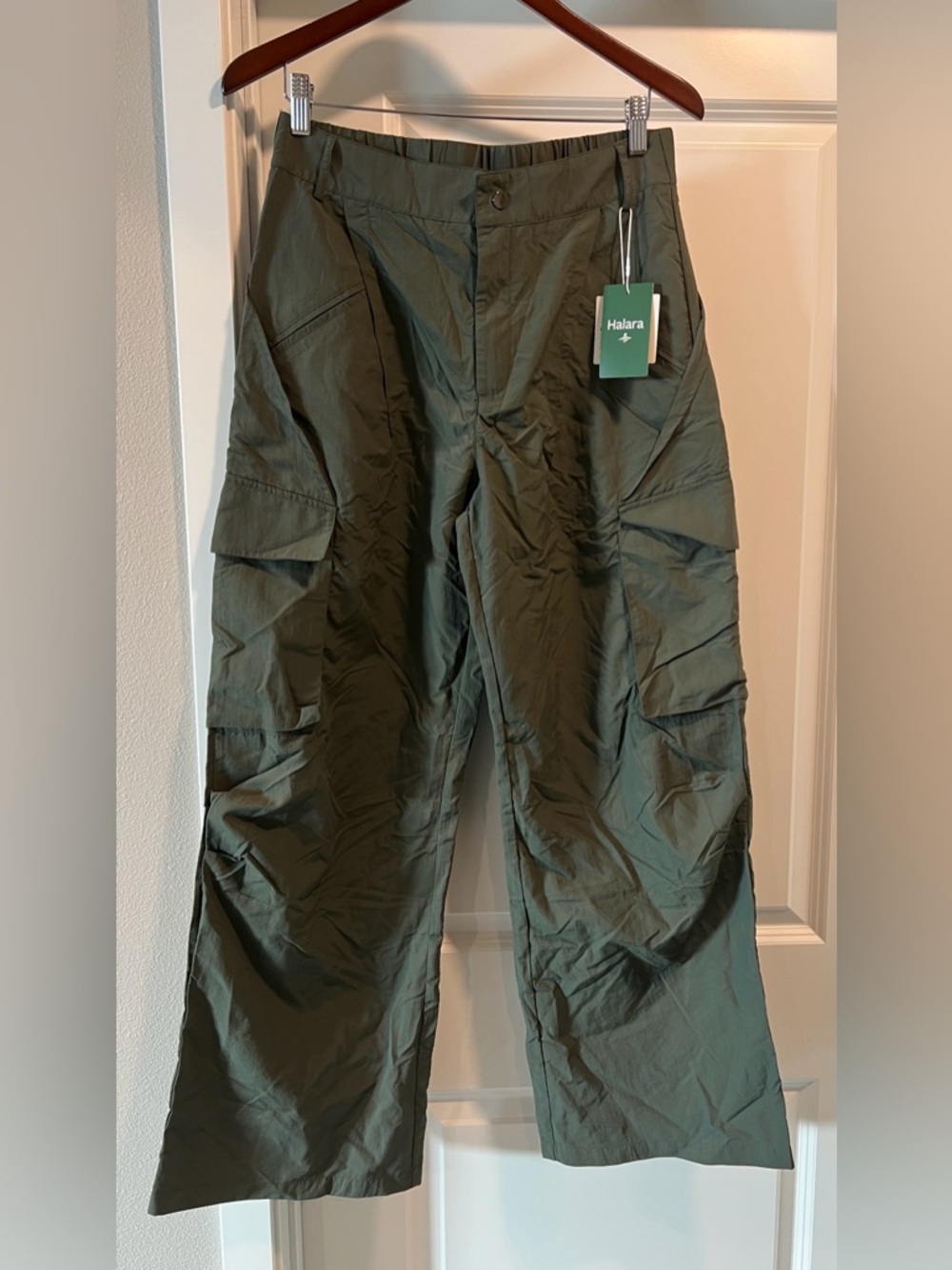 Mid Rise Button Zipper Side Pocket Wide Leg Casual Cargo Pants Size MTall NWT